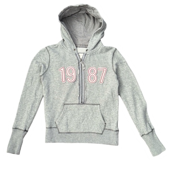 AEROPOSTALE • Pullover Hoodie Logo Sweatshirt - Picture 1 of 4